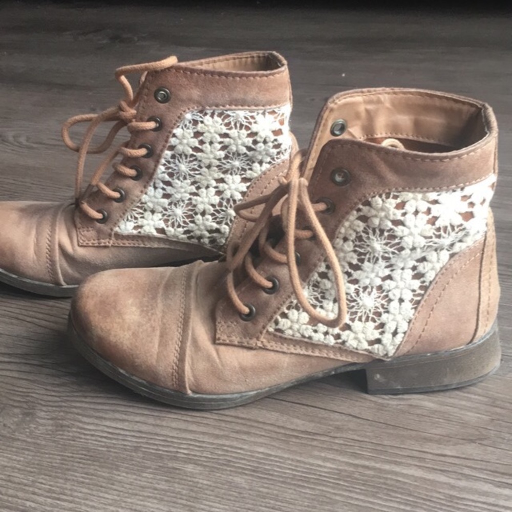 Tan booties with white lace